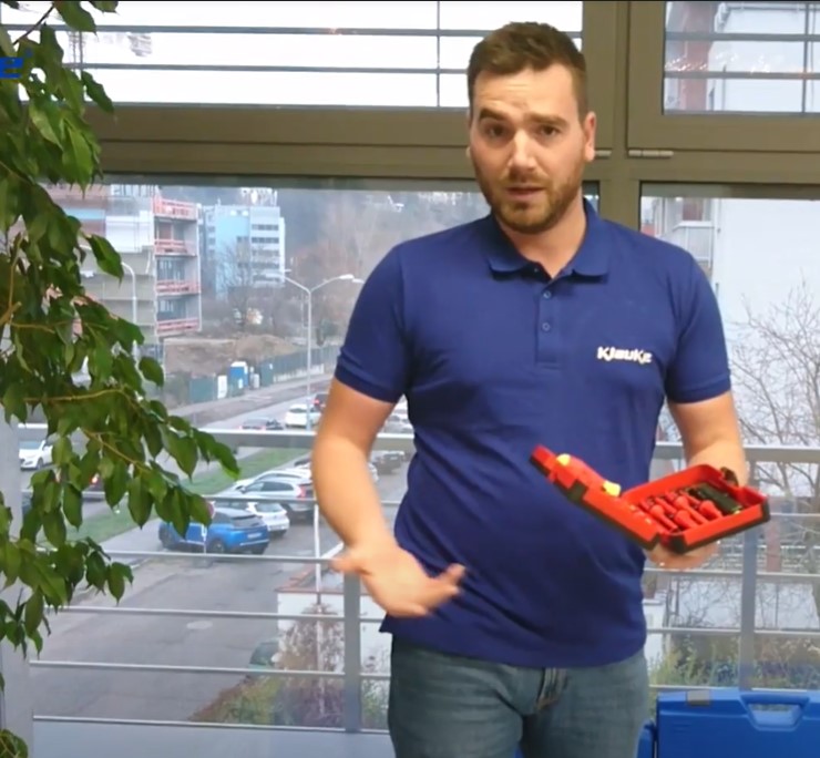 skolenia elektroinštalačneho materialu